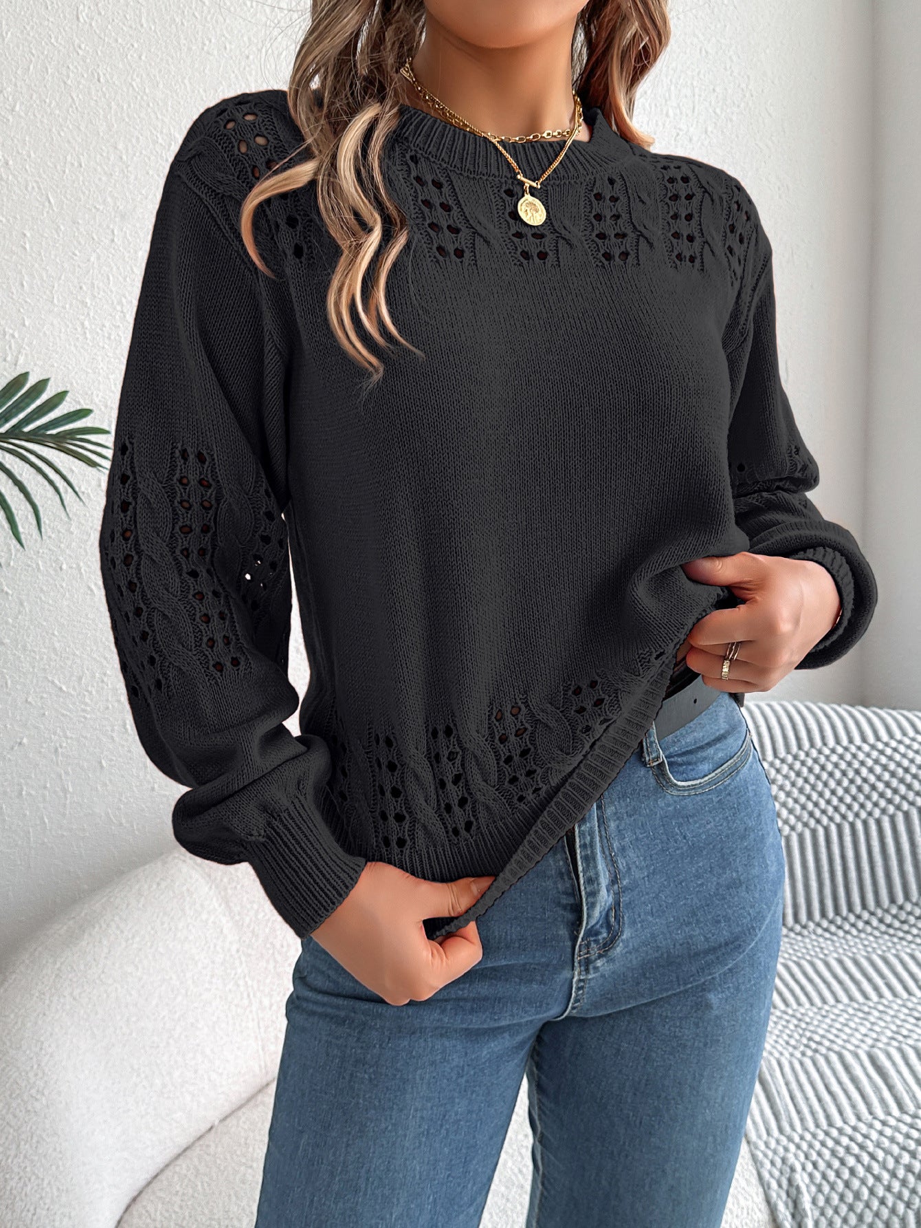 Solid color hollow lantern sleeve sweater